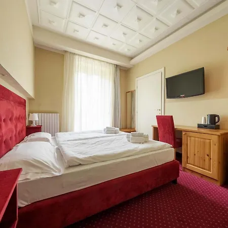 Auronzo - Outdoor Basecamp ホテル アウロンツォ・ディ・カドーレ