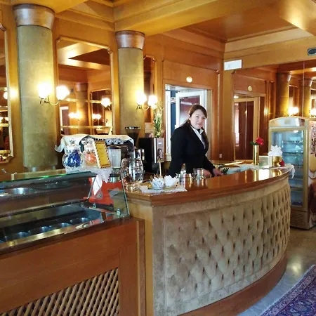 Auronzo - Outdoor Basecamp アウロンツォ・ディ・カドーレ