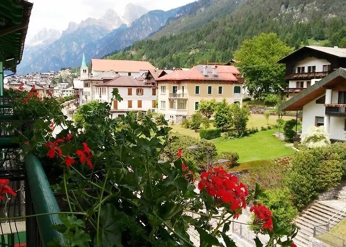 Auronzo - Outdoor Basecamp Szálloda 4*