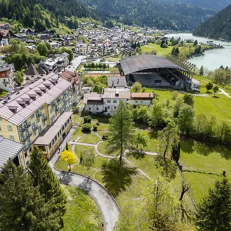 Auronzo - Outdoor Basecamp 奥伦佐卡多利